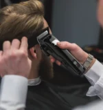 ⁦ماكينة حلاقة الشعر و اللحية (9 في 1) داخل شنطة⁩ - الصورة ⁦5⁩